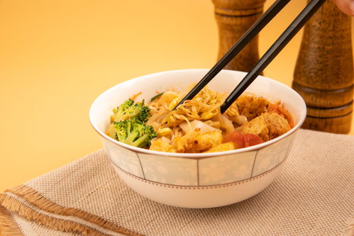 麻醬涼皮 鏡頭下的面食藝術與小吃風情